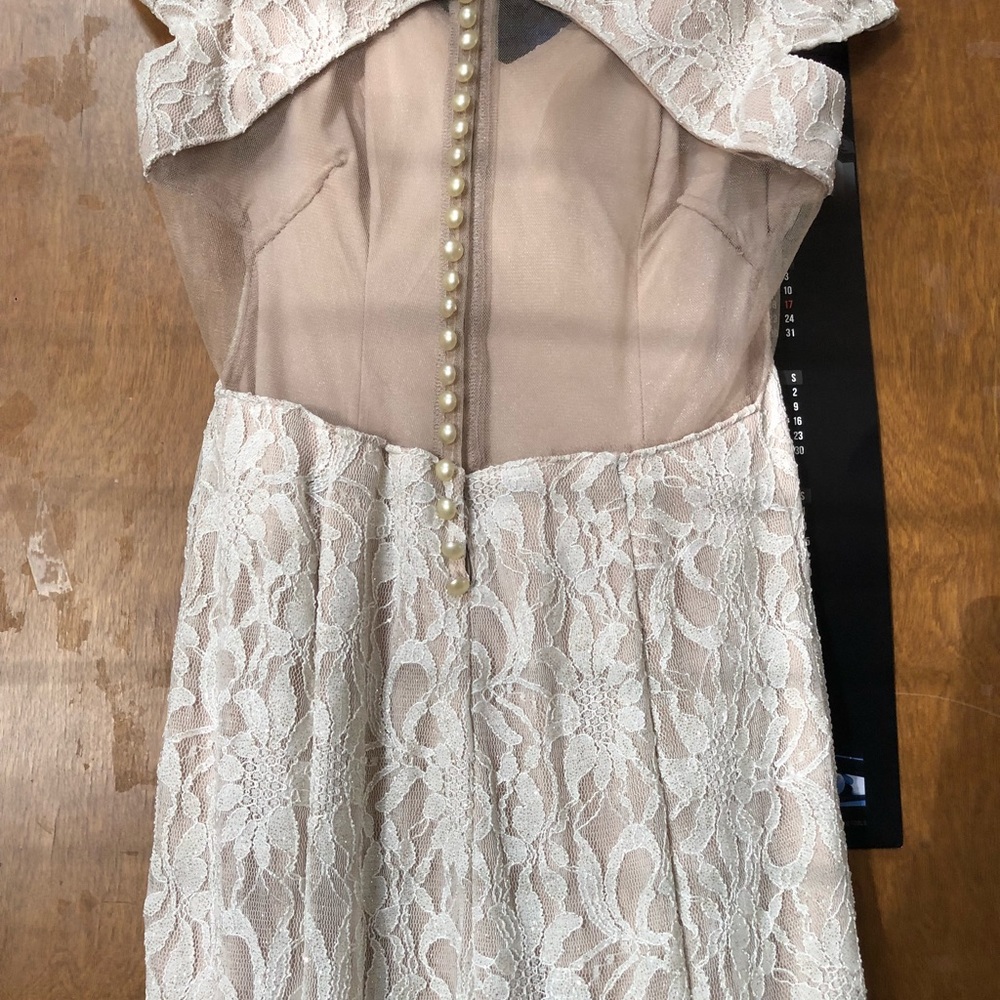 Prom Dress - Picture 2 of 5